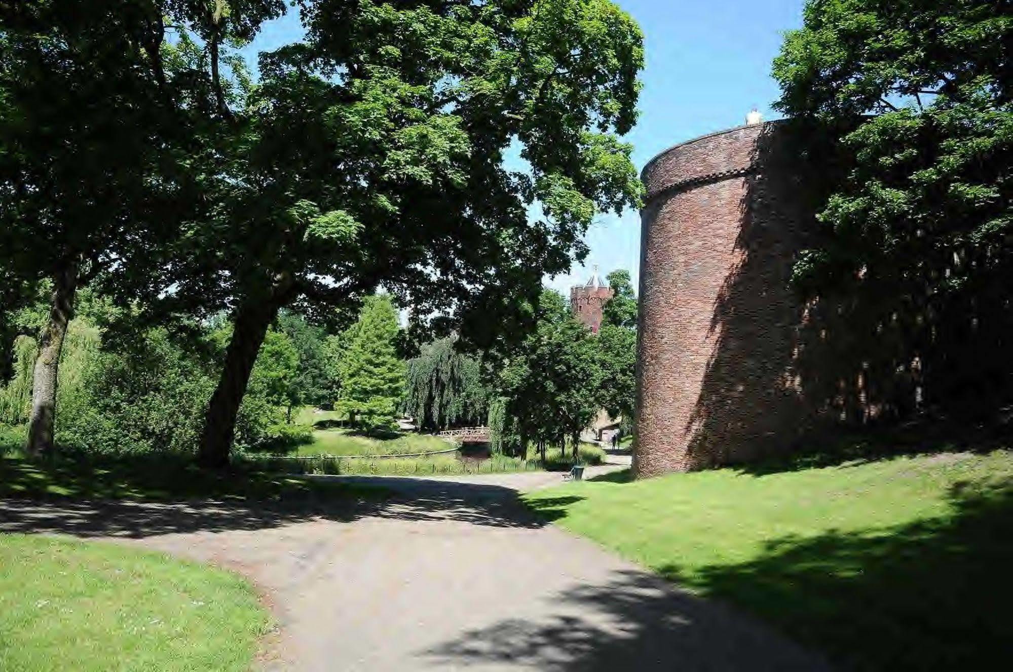 De Gulden Waagen Hotel Nijmegen Luaran gambar