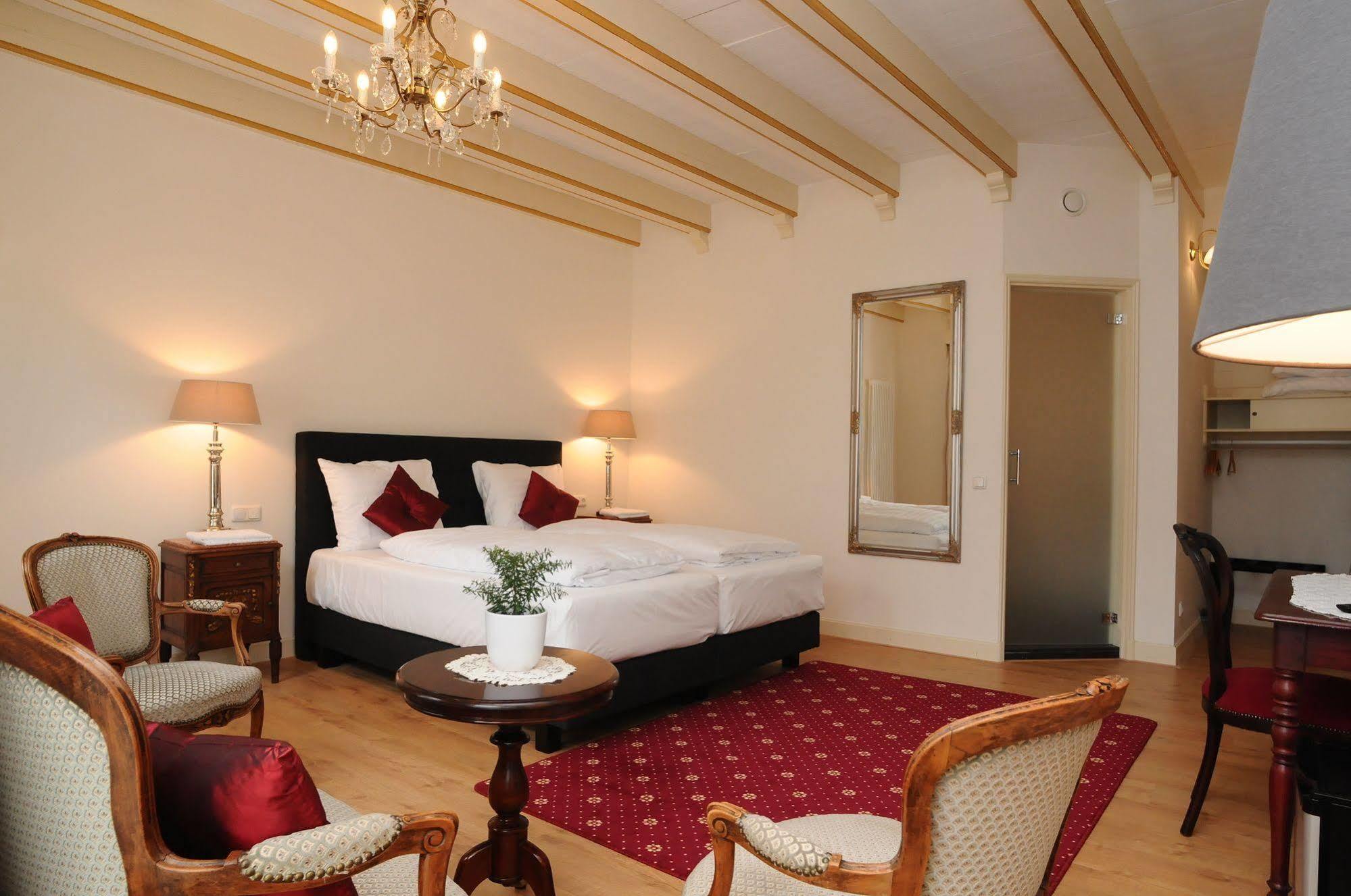 De Gulden Waagen Hotel Nijmegen Luaran gambar